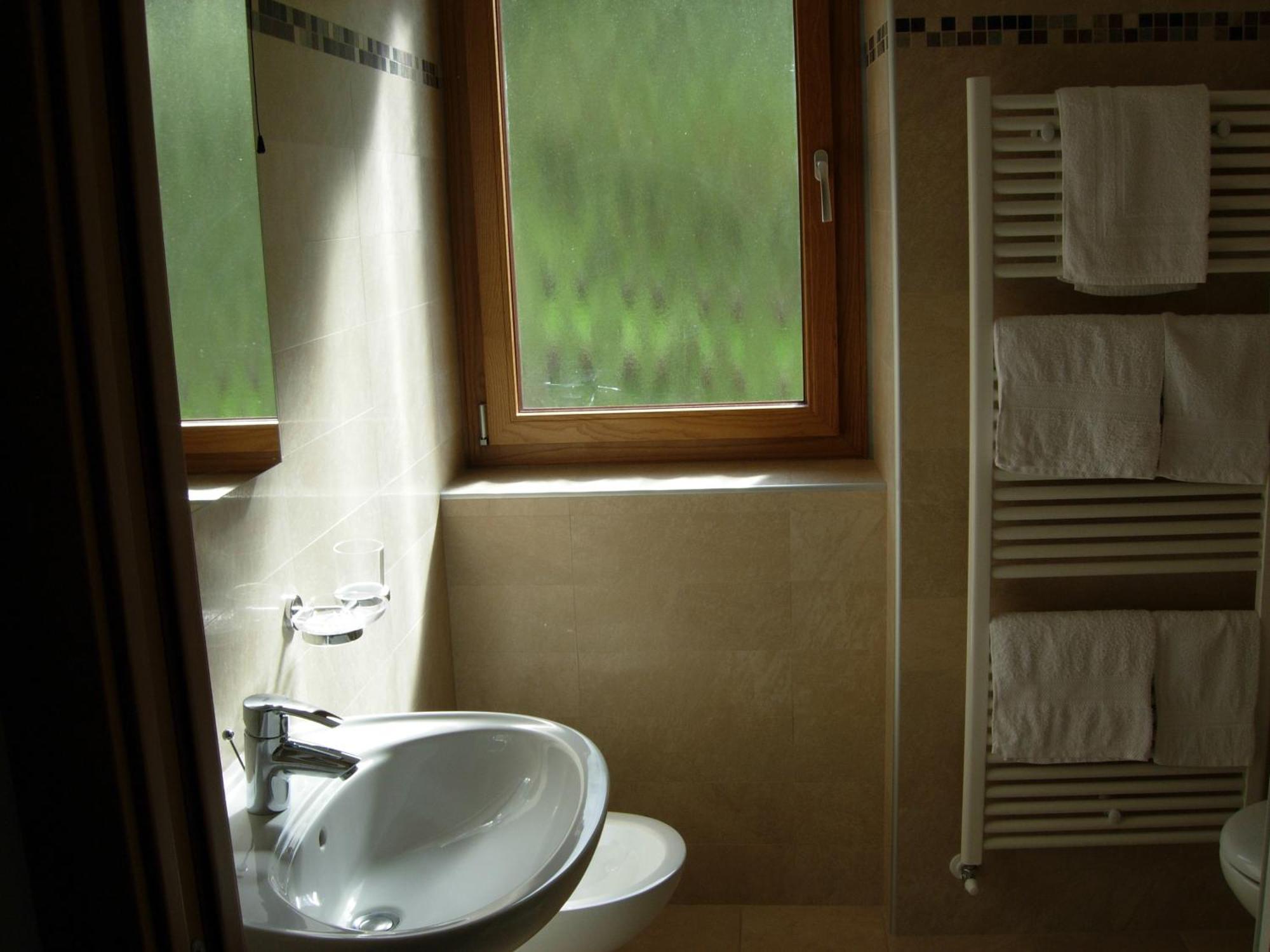 B&B Ledro Affittacamere Mezzolago Exteriér fotografie