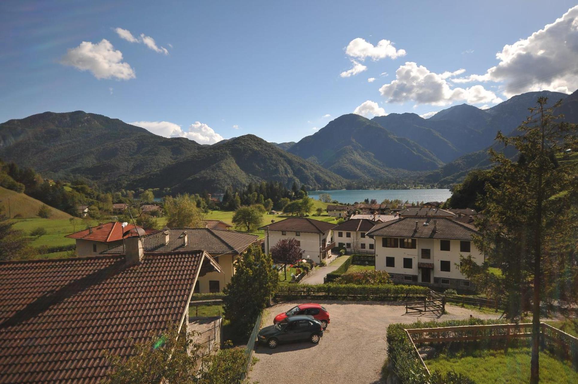 B&B Ledro Affittacamere Mezzolago Exteriér fotografie