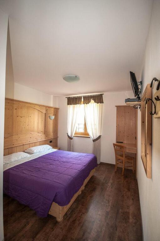 B&B Ledro Affittacamere Mezzolago Pokoj fotografie