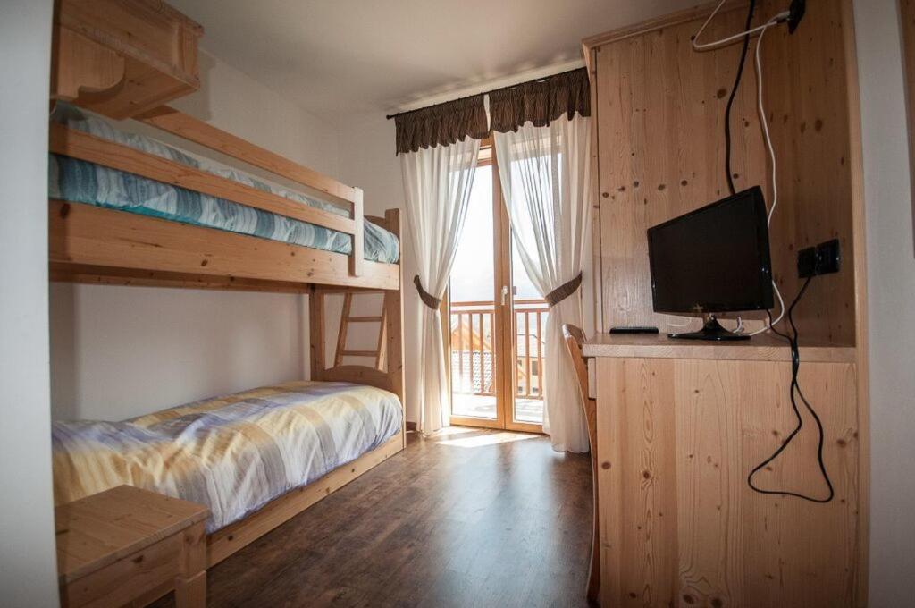B&B Ledro Affittacamere Mezzolago Pokoj fotografie